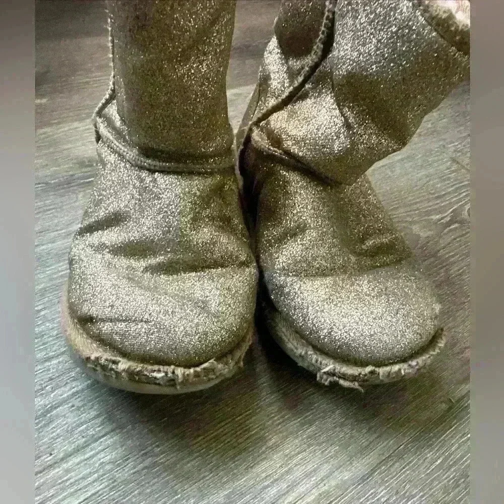 UGG Boots shiny Gold Sz 2 girls